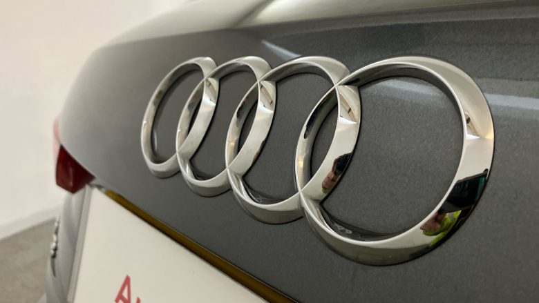 Audi Q3 35 TFSI S Line 5dr Petrol Estate